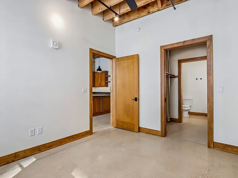 Ward House — Photo 14