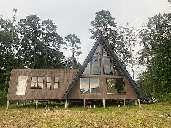 4th image of 6256 Lakewood Dr