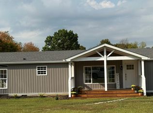 521 Miles Ln, Bagdad, KY 40003