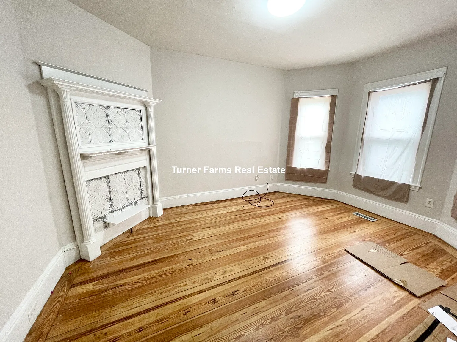 3 bed, 9999 sqft, $3,000 — Photo 4
