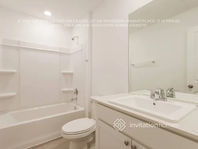 15290 Abella Dr — Photo 15