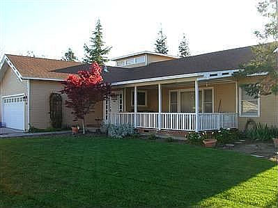 A place to relax and watch the day pass...