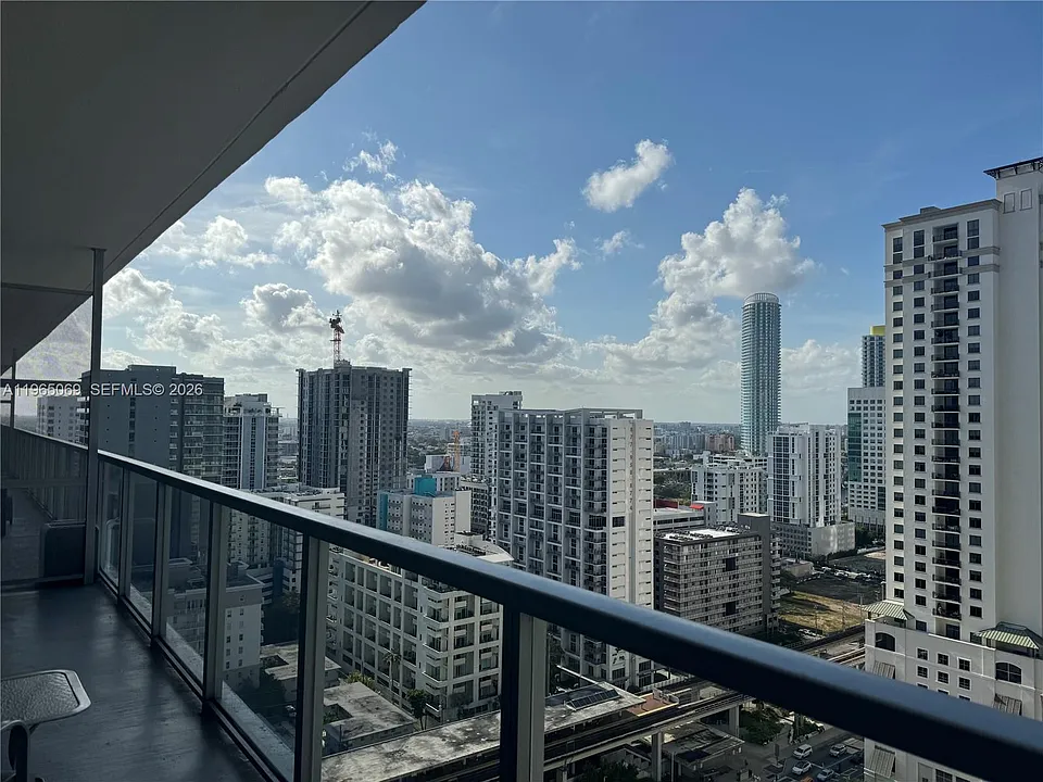 1111 SW 1st Ave #2622