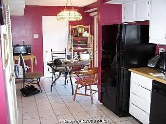 5th image of 9204 Carendon Ct
