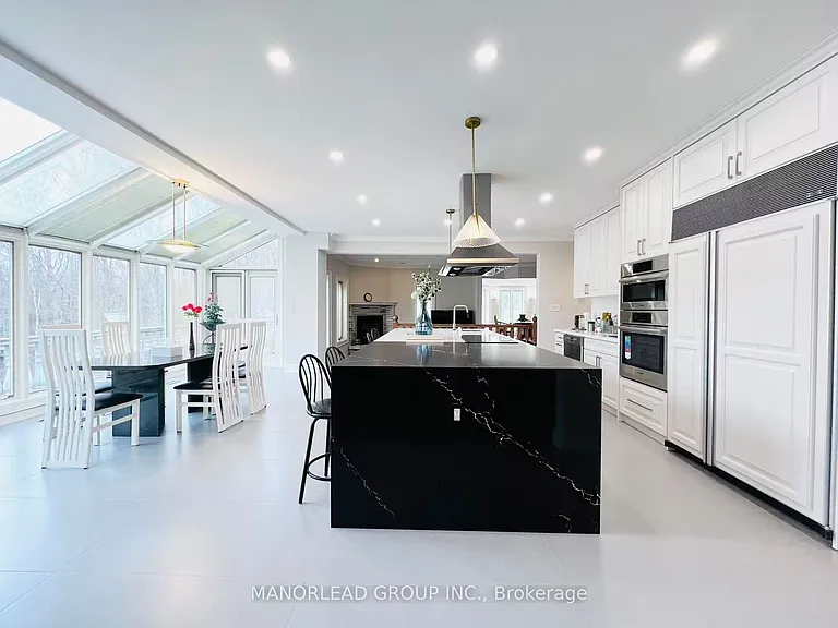 270 Greenbrooke Dr — Photo 6