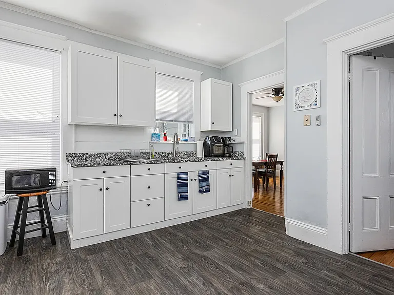 14 Pleasant St #1 — Photo 4