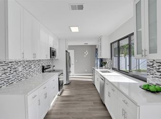 528 NW 47th Ave, Plantation, FL 33317