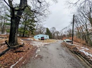 425 3rd St, Rouseville, PA 16344