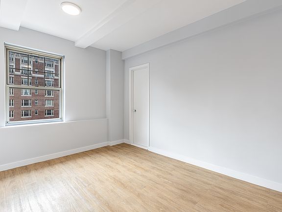 2nd image of 166 W 75th St APT 502