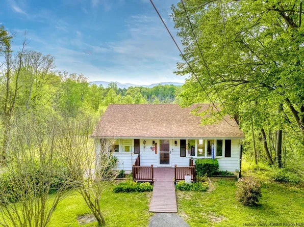 171 Sparling Road, Saugerties, NY 12477
