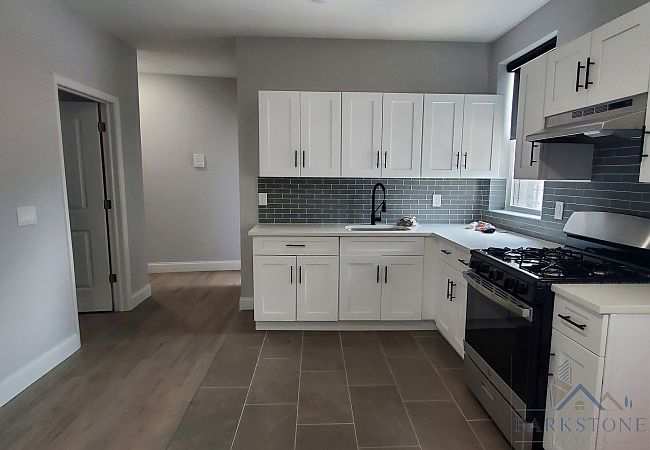 1st image of 131 Monticello Ave #2D