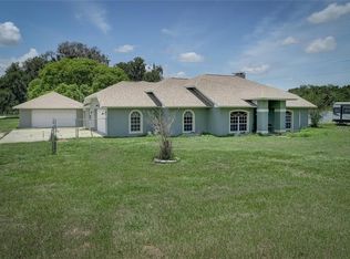 1602 Berry Farm Rd, Lithia, FL 33547