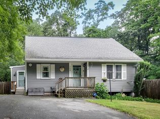 758 Rathbun St, Blackstone, MA 01504