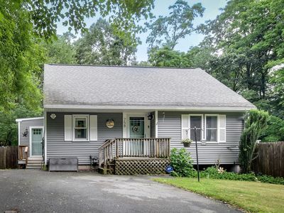 758 Rathbun St, Blackstone, MA, 01504
