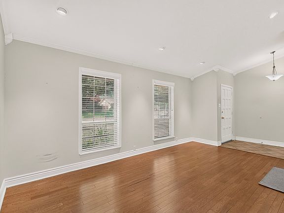 4th image of 2306 Lawnmeadow Dr