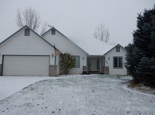 2923 Navajo Dr, Nampa, ID 83686