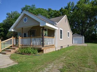 2285 Donovan St, Burton, MI 48529