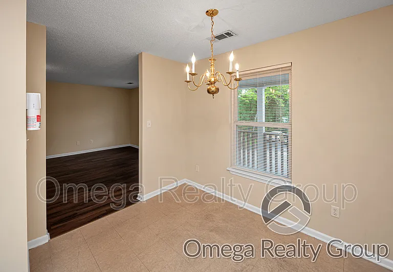 4203 20th St NE #B8 — Photo 13