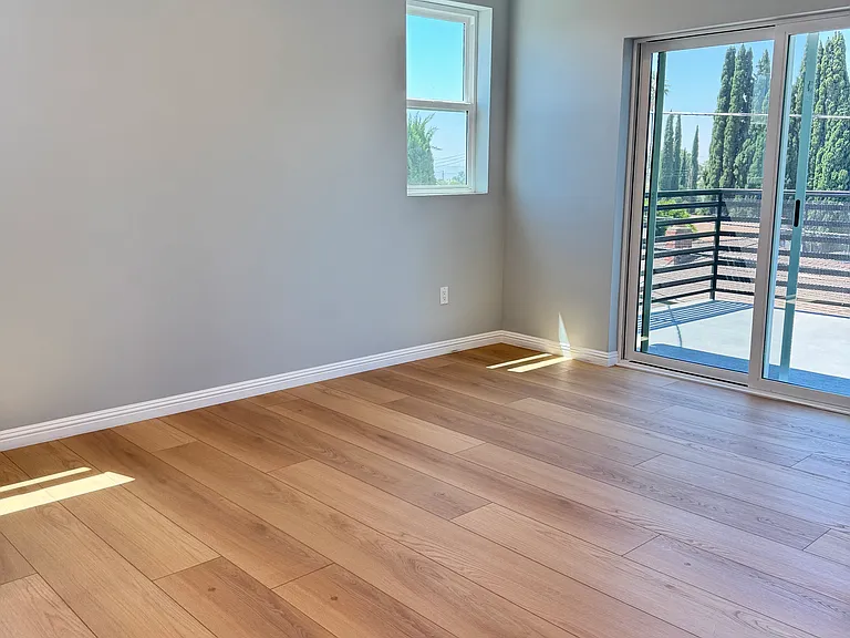 11579 Garrick Ave — Photo 22