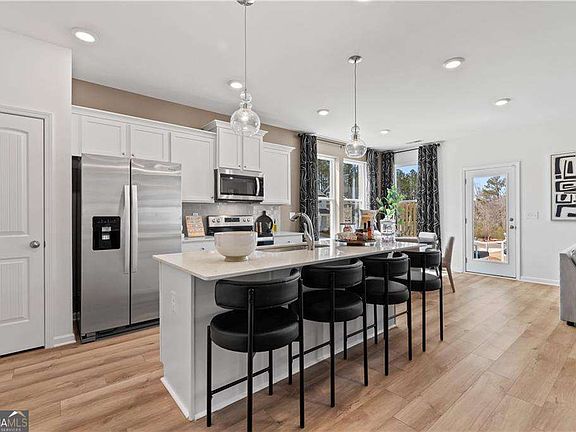7th image of this home