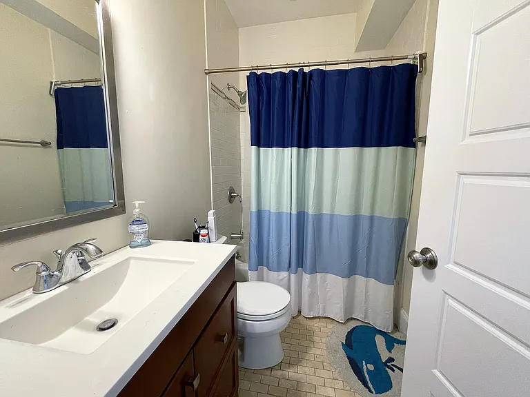 1 Larose Pl #2H — Photo 11
