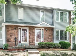1609 Forest Hills Dr, Saint Charles, MO 63303
