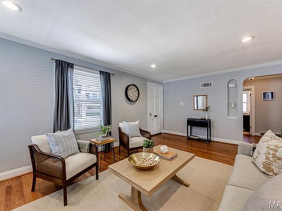5th image of 8901 Moritz Ave