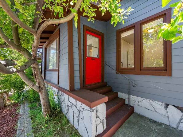 1318 Pine St, Martinez, CA 94553