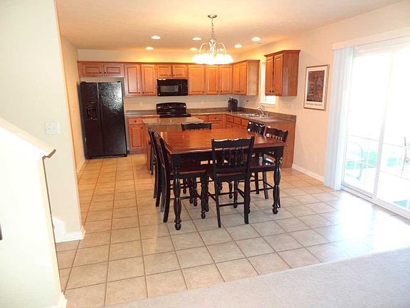 3rd image of 3414 Mariner Dr
