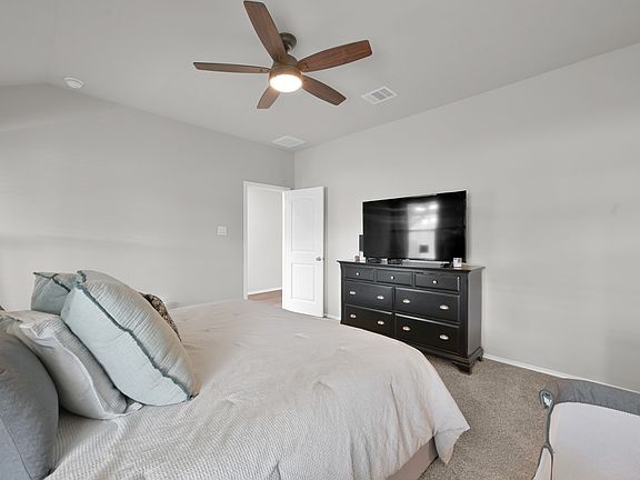 4th image of 13916 Great Pines Ct #13916