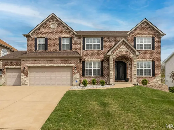 977 Bentley Park Cir, O'Fallon, MO 63368