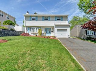 12 Sharlene Rd, Nutley, NJ 07110