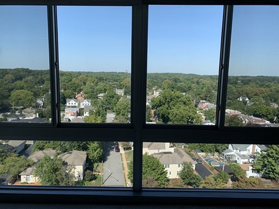 1st image of 2401 Pennsylvania Ave APT 1617
