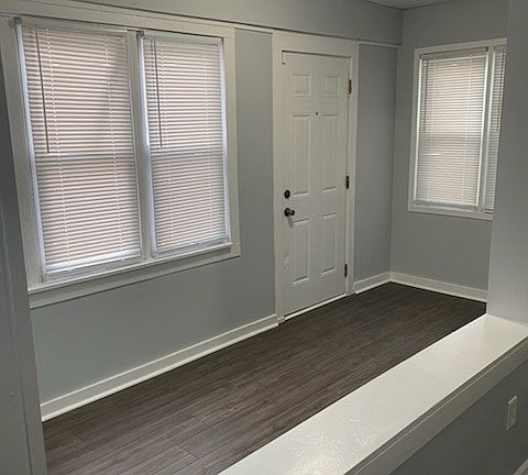 4th image of 702 Reinhard Ave