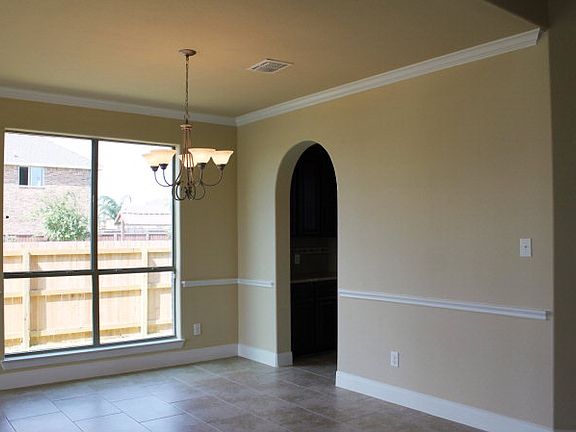 3rd image of 3709 Santa Inez St