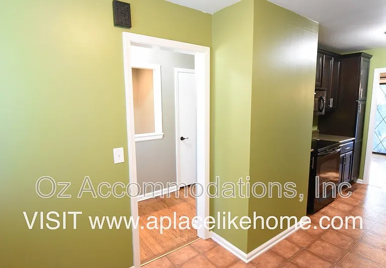 8870 Westbrooke Dr — Photo 11