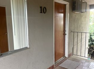 320 9th St #10, Davis, CA 95616