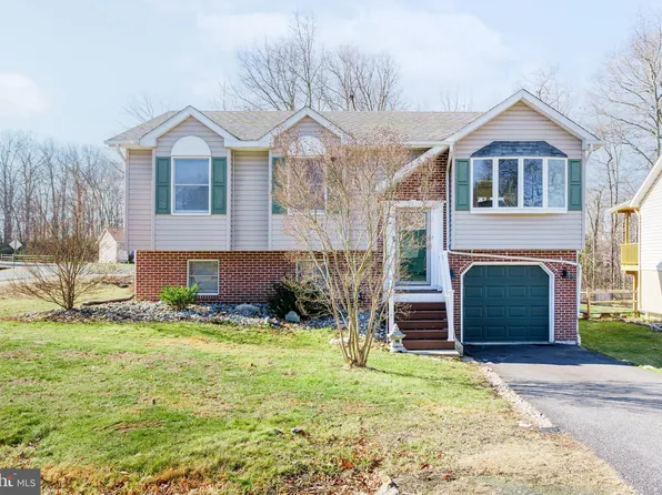 1 Kings Ct, Elkton, MD 21921