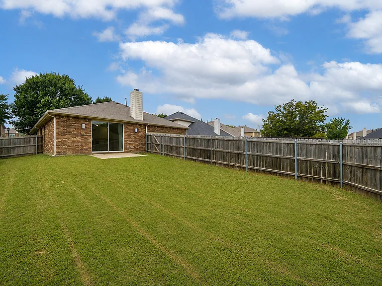 11630 La Grange Dr — Photo 8