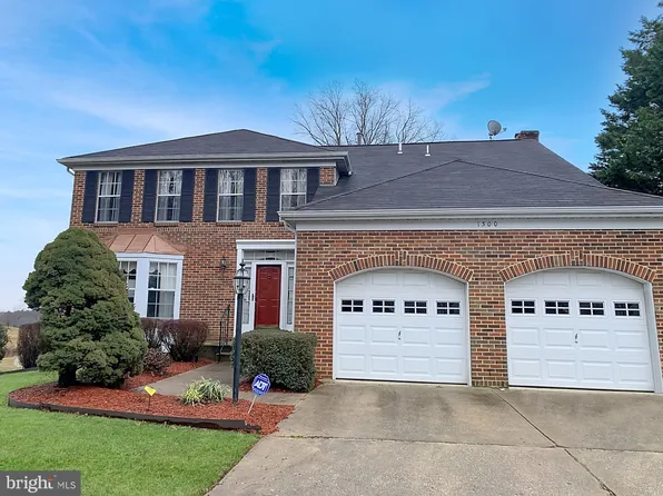 1300 Forest Lake Ct, Bowie, MD 20721
