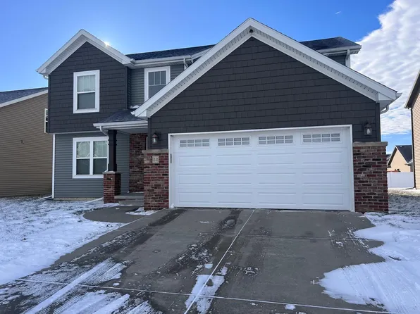 52 Dry Sage Cir, Bloomington, IL 61705