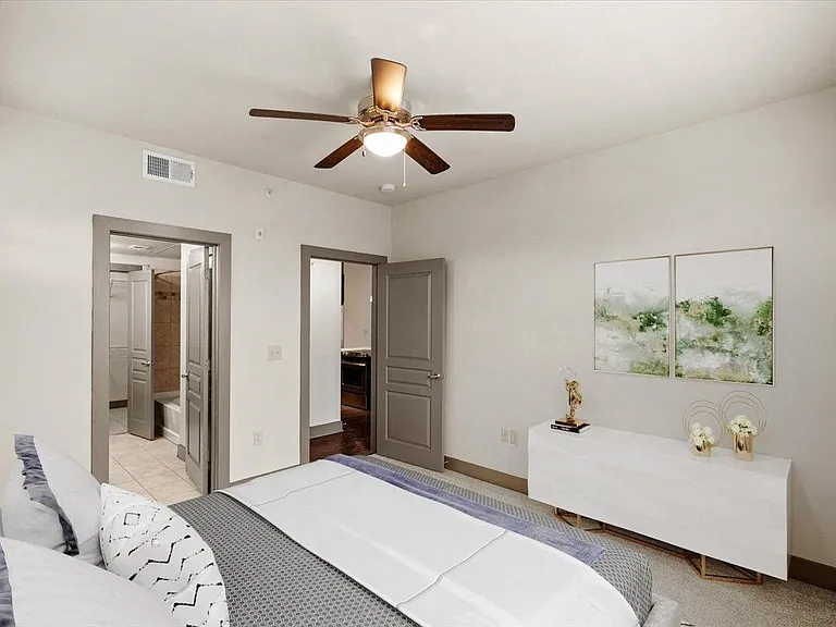 2436 S Valley Pkwy — Photo 14