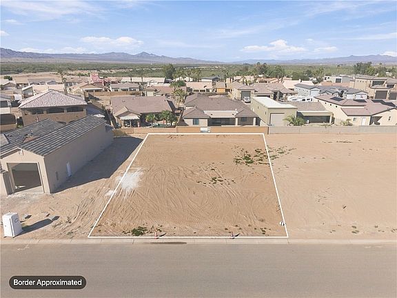3rd image of 515 Border Lane