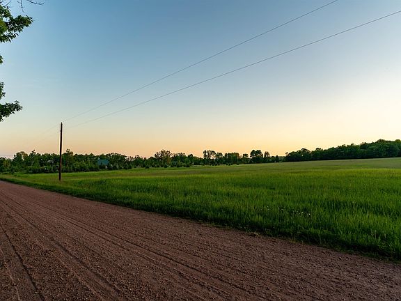 4th image of Viater Rd