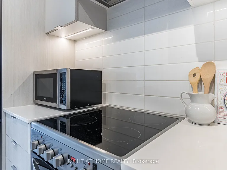 30 Gibbs Rd #2610 — Photo 14
