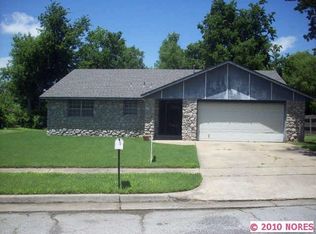 908 S 30th St, Broken Arrow, OK 74014