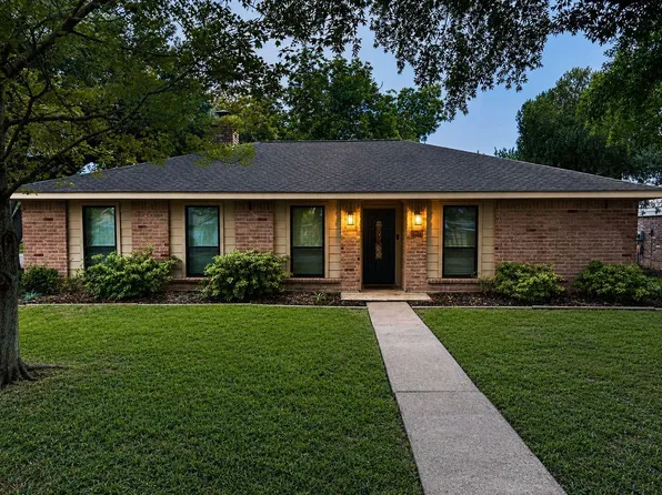 12627 Westmere Dr, Houston, TX 77077
