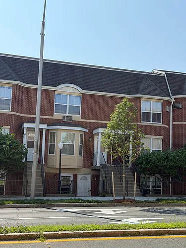 10 Liberty St #A-4 Photo 1