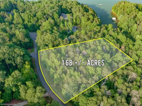 456 Shore Crest Dr, Martin, GA 30557