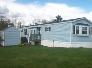 22 Sunrise Hl, Berwick, ME 03901